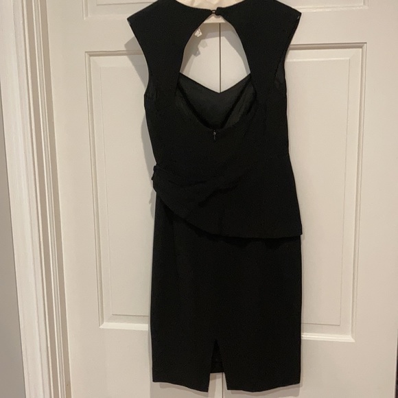 MAPLE Black cocktail dress with keyhole back. Sz 4 - Picture 4 of 6